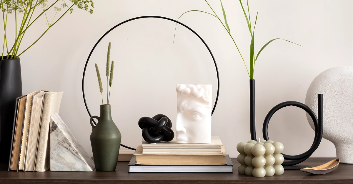How to Keep Your Decorative Displays Fresh All Year Without Constant Redecorating
